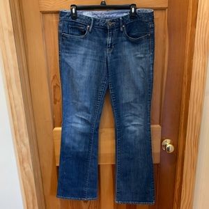 COPY - Gap 1969 Curvy Jeans